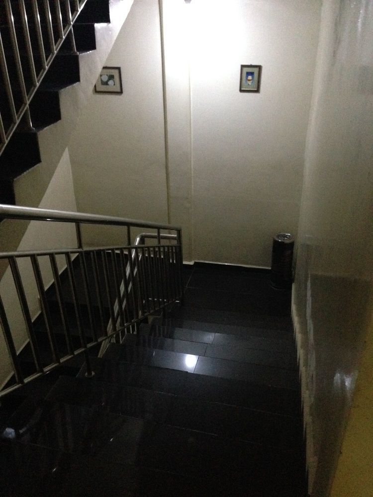 Hotel Mustika Senen Jakarta Extérieur photo